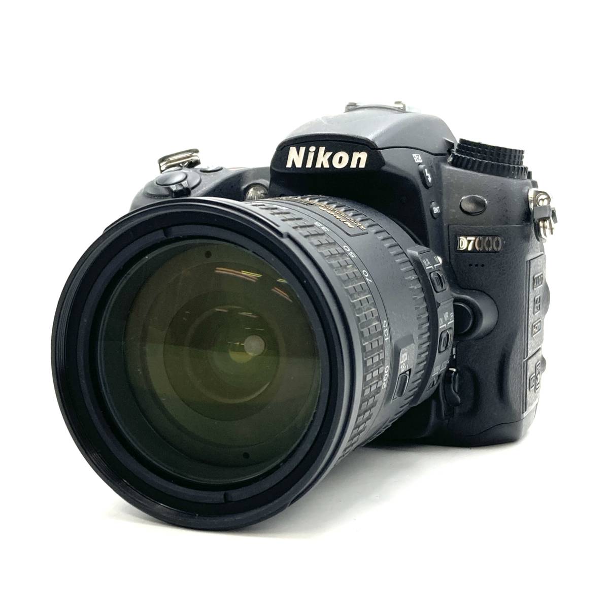 ジャンク『Nikon D7000 デジタル一眼レフカメラ/AF-S DX NIKKOR 18