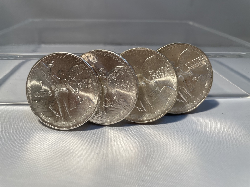 銀貨 1オンス メキシコ 1985年発行のメキシコ | の1オンザ銀貨です 