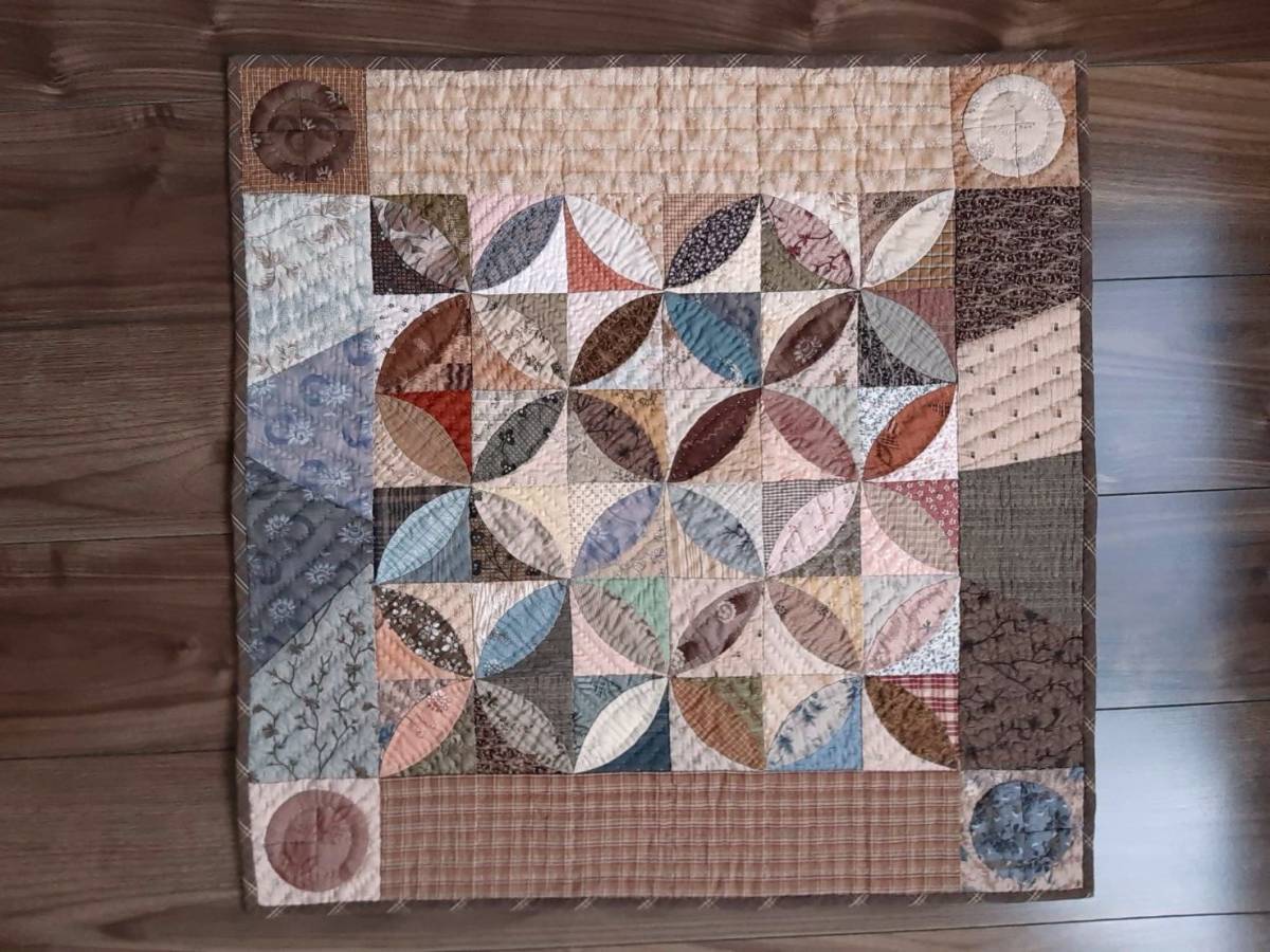 タペストリー マルチカバー ハンドメイド パッチワークキルト パッチ