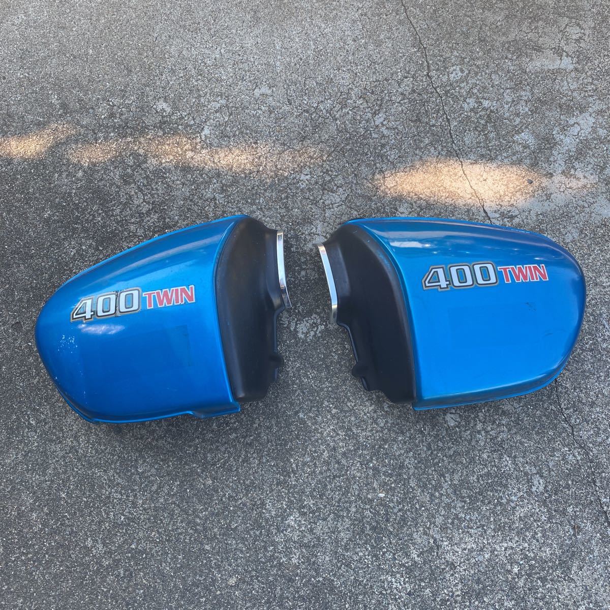 CB250T CB400T ホーク　バブ　純正　サイドカバー　モール付　希少　塗装ベース　CBX400F GS400 GT380 ゴキ　ザリ　GSX400E CBR400F