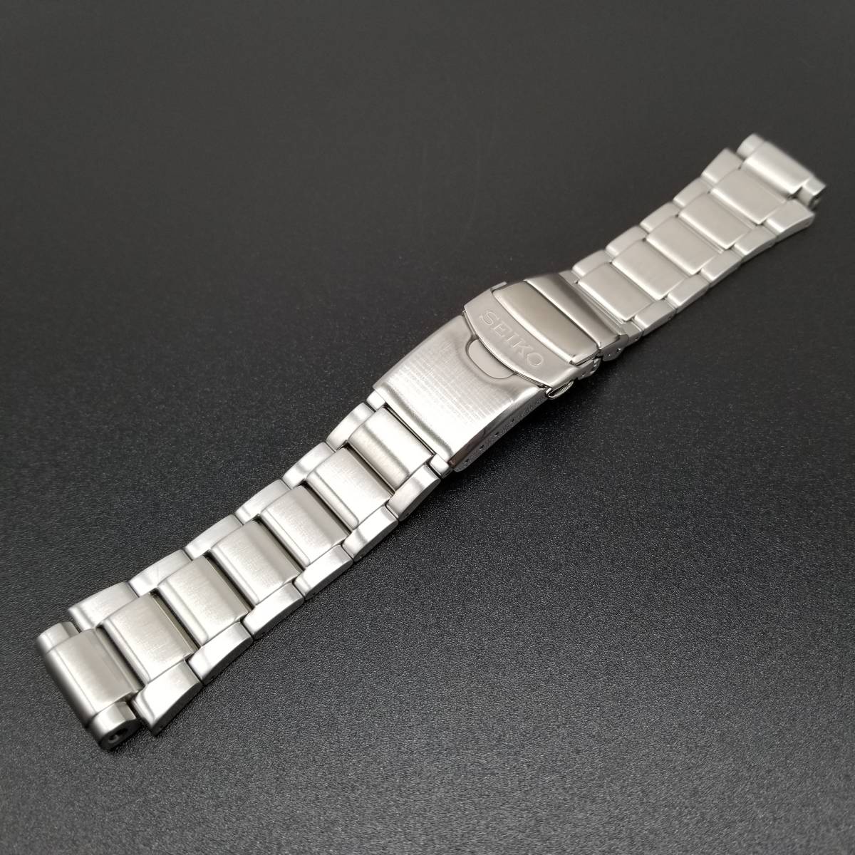 純正 SEIKO セイコー バンド SSC015 SSC017 SBDL059 SSC019P1 V175-0AD0 等用 20mm M0ES327J0