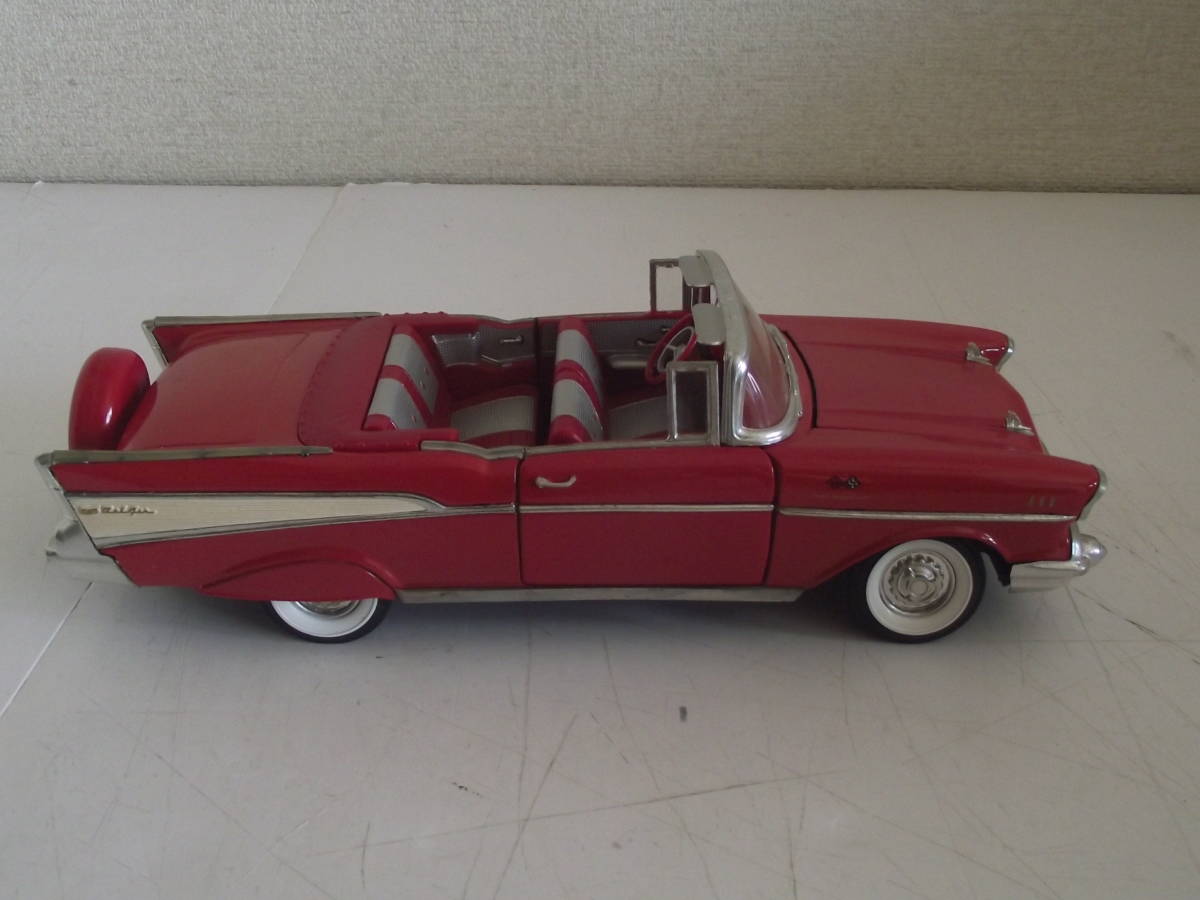 ERTLアーテル⁄'57 Chevyシボレー BelAirベルエア 1⁄18 絶