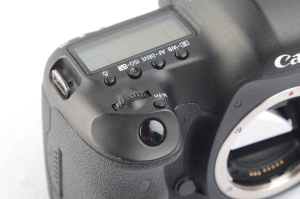 〓 美品 〓 キャノン Canon EOS 5D Mark Ⅲ ボディ 付属品 おまけ付き