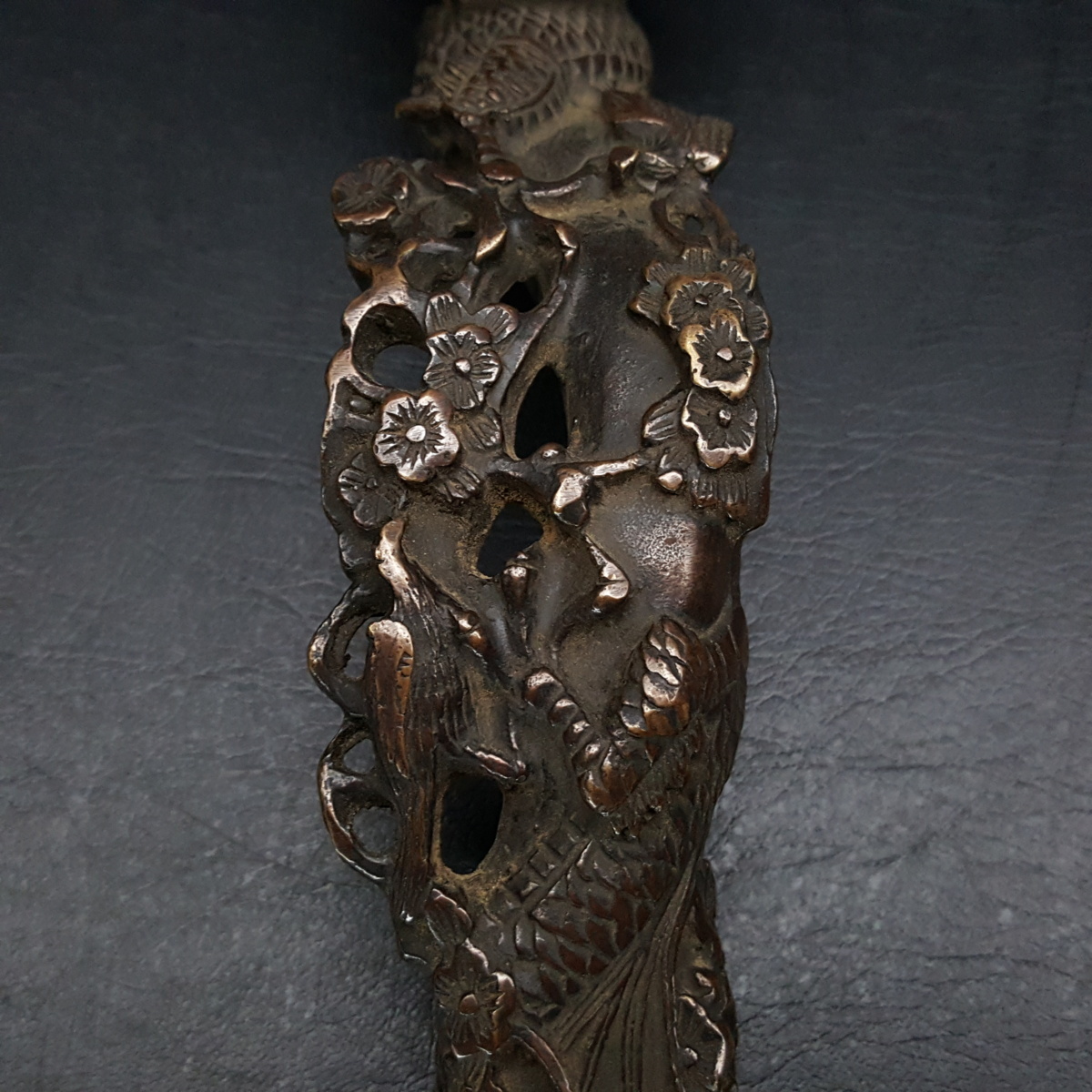 宝蔵】中国古玩 古銅 唐銅 龍彫如意 銅 置物 如意龍 27.5cm 822g