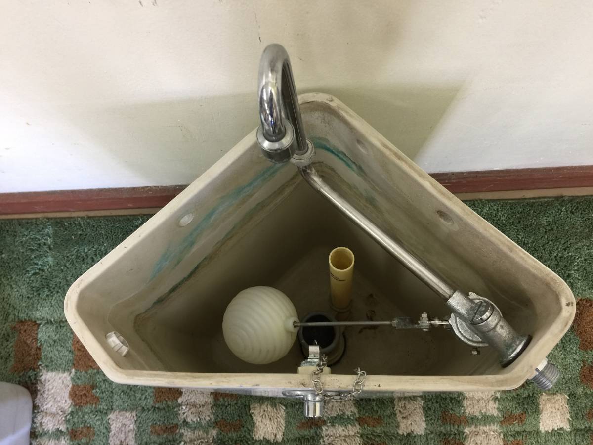 中古】ina☆トイレ和式便器 和風便器(床下排水)☆とタンクのセット 