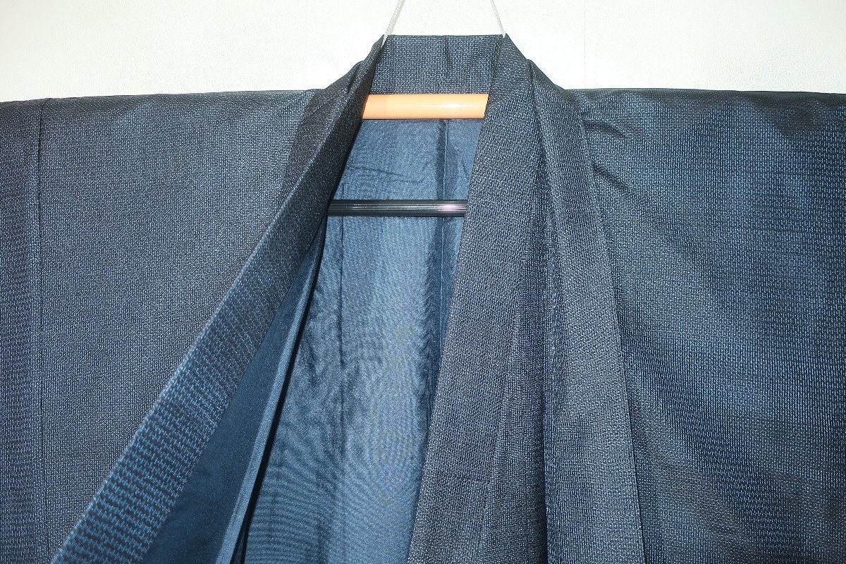 人気，お得 壱日4552 本絹泥藍大島紬男着物羽織 裄72丈147К百山亀甲黒瑠璃 現代物