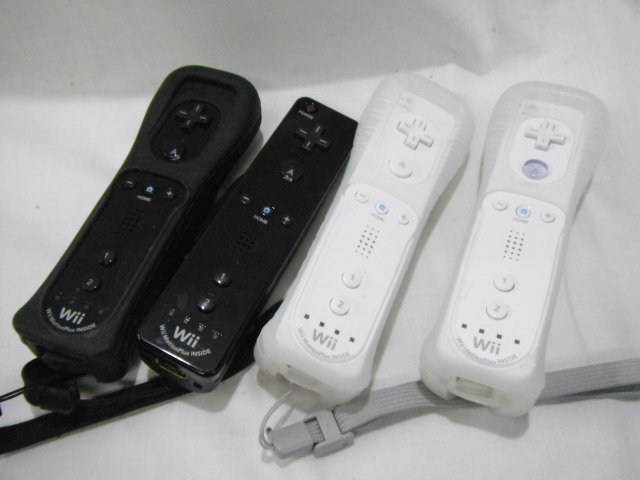 10-7〔ジャンク〕Wiiリモコン モーションプラスコントローラー 17個