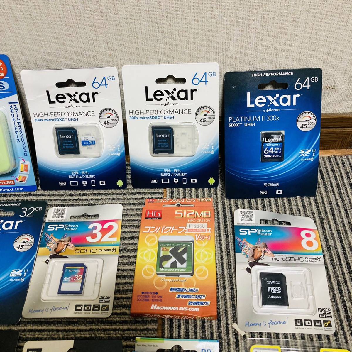| 周辺機器 Switch用 ガーミンアストロ320 ガーミンアストロ430 用 電池ふた バッテリー ZDR035 ドライブレコーダー 前後２カメラ COMTEC コムテック microSDカード 作動品 カードゲーム保護