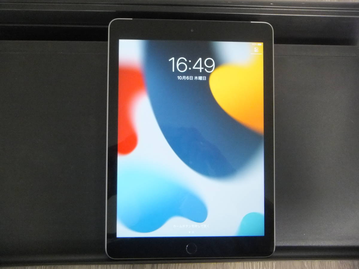 A-824 初期化済 Apple ipad A1954 6世代 32GB Wi-Fi+Cellular スペース 