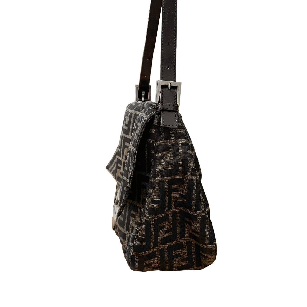 FENDI フェンディ ショルダーバッグ ズッカ柄 FF レザー キャンバス 