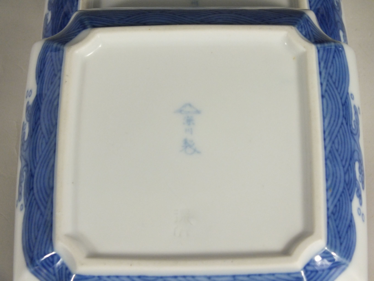 染錦金彩雲竜 角4号飾皿 | 有田焼 深川製磁｜公式オンラインストア