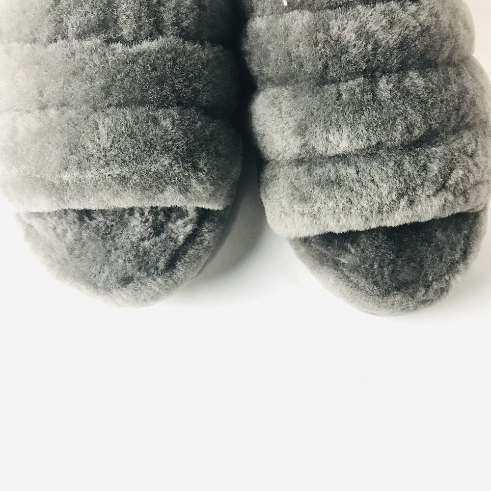 【中古品】 UGG アグ FLUFF YEAH SLIDE サンダル チャコール サイズ：26㎝ 1095119 【180-210404-sm-6-ICH】 UGG アグ Fluff KIDS 大人にも◎厚底サンダル サイズ:23