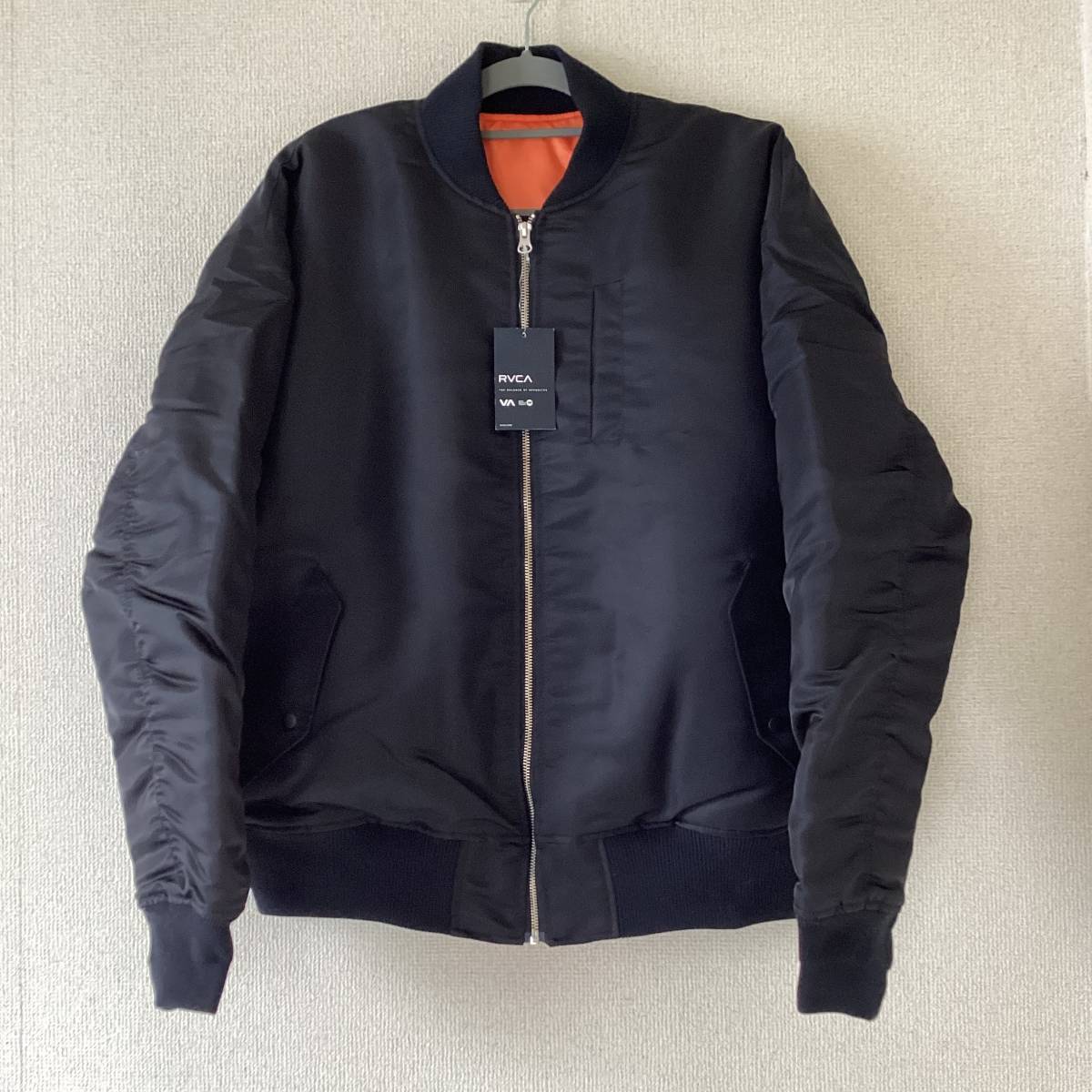 RVCA　ルーカ　MA-1　ジャケット　メンズ　USサイズM　日本サイズL　新品未使用　正規品　送料無料　ルカ　黒　ブラック　希少　人気