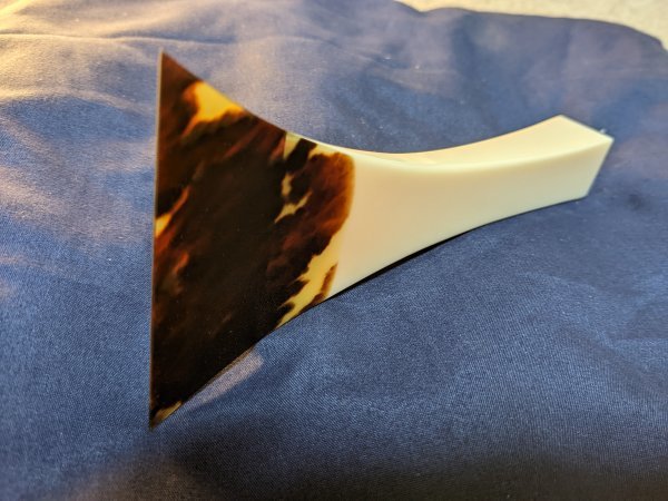 中古 激安販売 三味線バチ 白樹脂 べっ甲 【送料無料】 管理08 民謡など