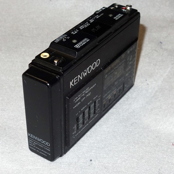 ◇KENWOOD CP-700 AM/FMポータブルカセットプレーヤー ラジオOK