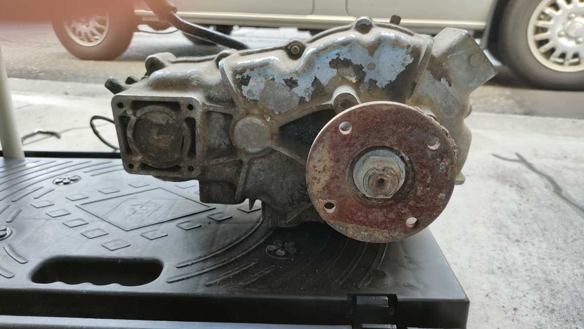 ja11 純正　トランスファー　実動　不具合なし　MT ja11 純正 トランスファー 実動 不具合なし MT ジムニー