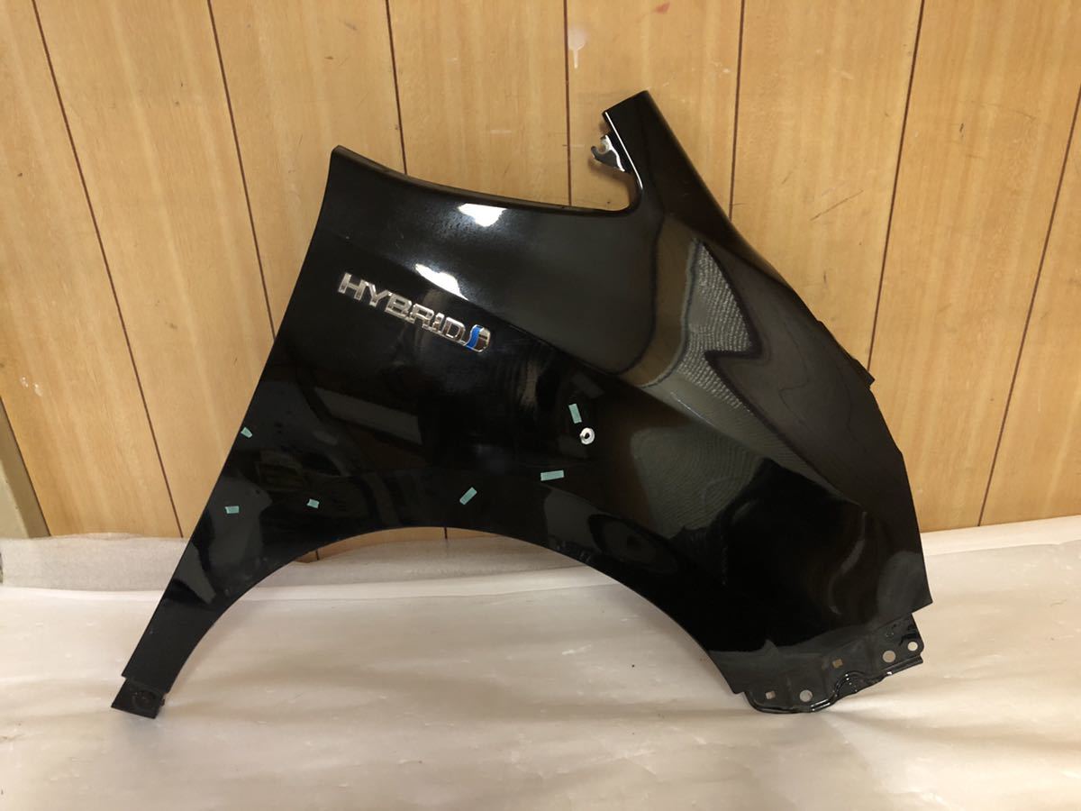 ヴォクシー 80系 ZRR80W ZRR80G 純正 右フロントフェンダー ブラクラ系