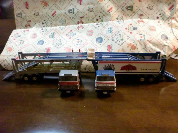 ꕤ୭*ヨネザワ Diapet ダイヤペット 西部警察キャリアカー C-7 積載車 ミニカー＆TOY KENBOX（ケンボックス）【絶版】ダイヤペット☆C-7
