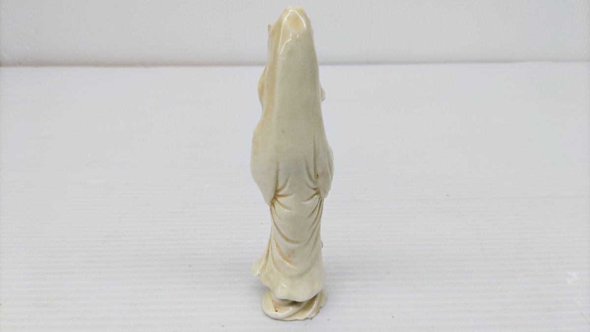 長期保管品 詳細不明 観音菩薩立像 観音像 仏像 陶器 磁器 陶磁器 骨董