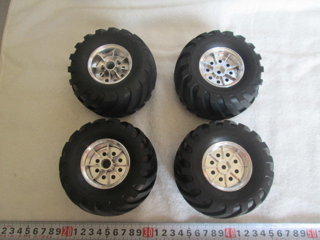 タミヤ ウイリー WR-02 タイヤ F R ホイール 新品 【公式通販】