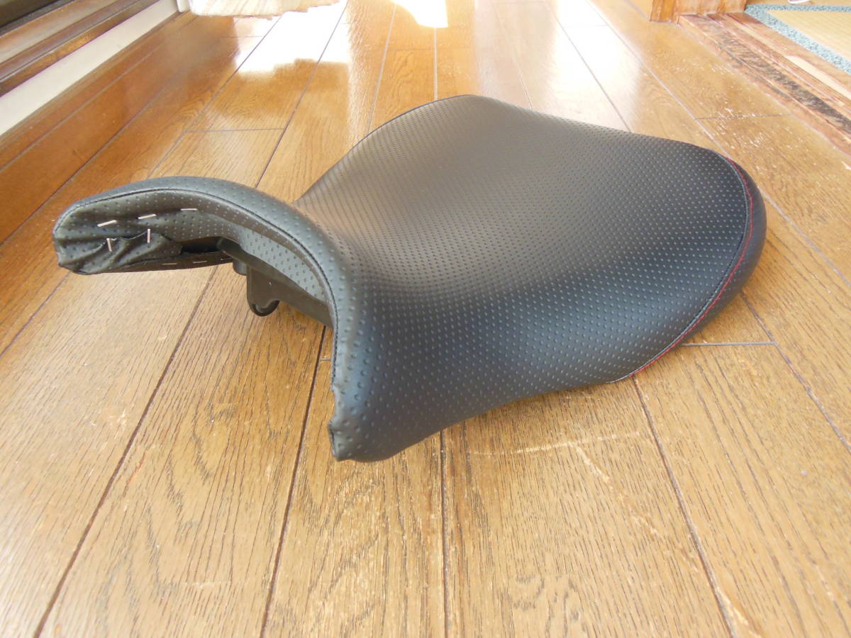 新品，人気SALE 在庫最後 低反発クッション挿入＆カスタムデザイン表皮 ＆ローダウン＆純正フロントシート GSX1300R 隼 ハヤブサ '08 &rsquo;20(純正品)｜売買されたオークション情報、yahooの商品情報をアー スズキ用