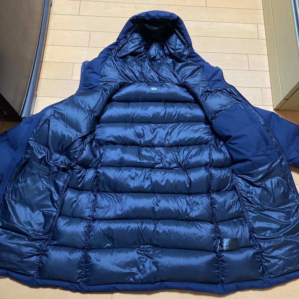 送料無料】UNIQLO ユニクロ シームレスダウン パーカー ショートコート 