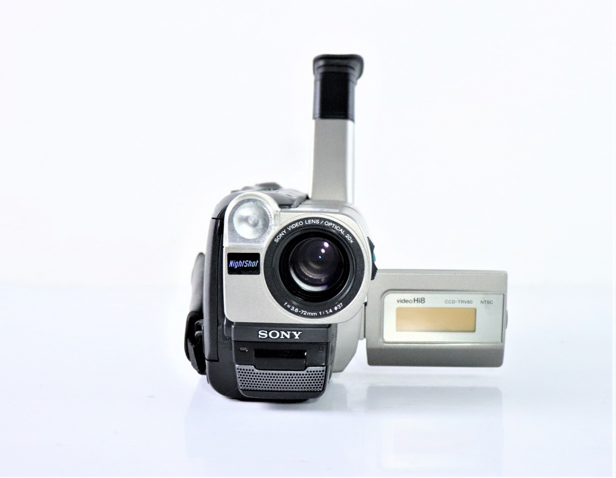 CCD-TRV80 ソニー Hi8 動作確認済SONY 公式通販 video Sony 8mm Video Camcorder - SONY ハンディカム CCD-TRV80PK CCD-TRV80動作良好VideoHi8ビデオカメラダビングに最適 カビありの査定価格