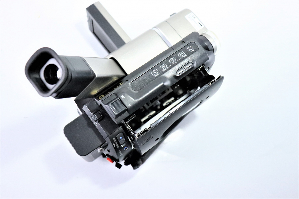 CCD-TRV80 ソニー Hi8 動作確認済SONY 公式通販 video Sony 8mm Video Camcorder - SONY ハンディカム CCD-TRV80PK CCD-TRV80動作良好VideoHi8ビデオカメラダビングに最適 カビありの査定価格