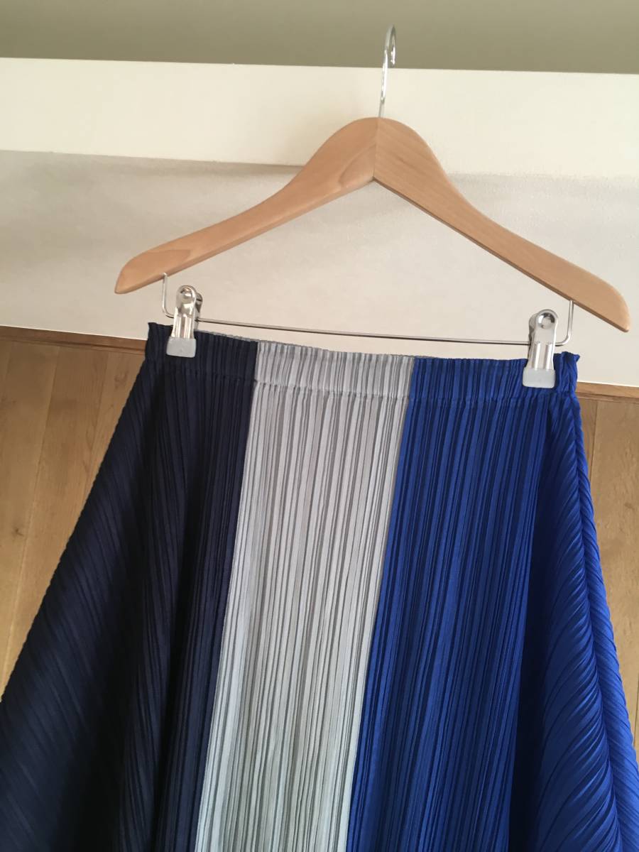 極美品✨PLEATS PLEASE プリーツ チェック柄 赤色 長袖 ハイネック