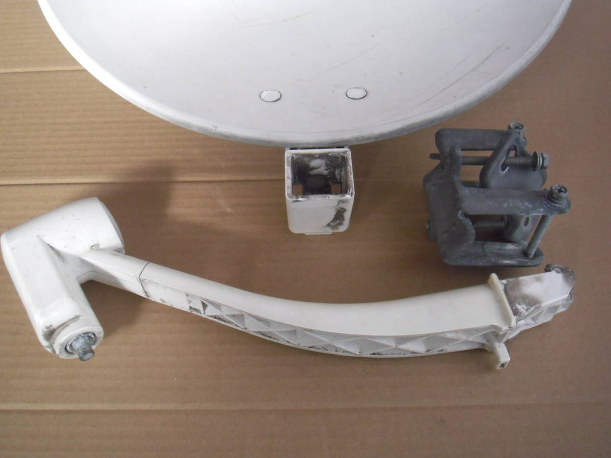 BSアンテナ　衛星放送　中古ジャンク品_2