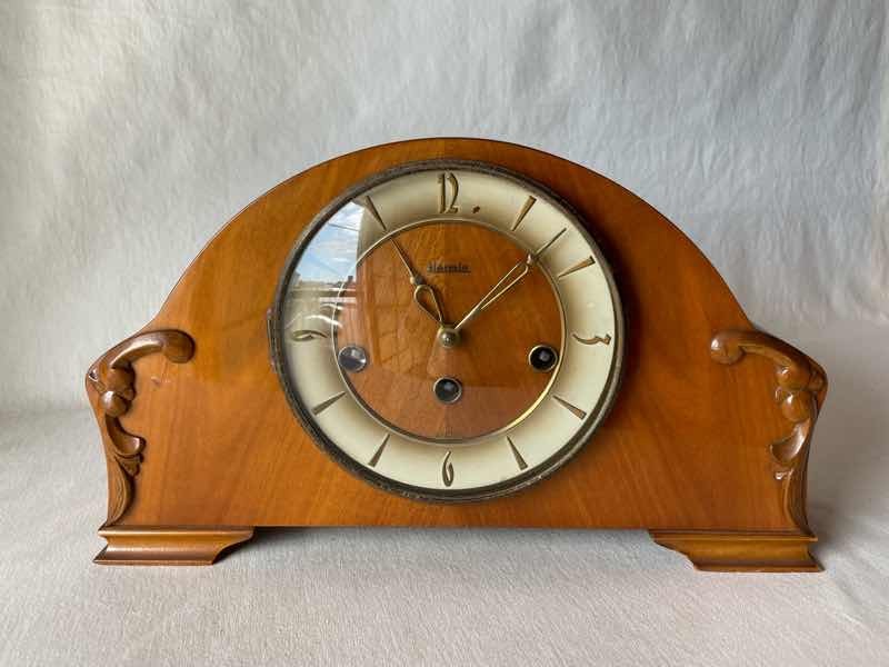 hermle GERMANY 　ヘルムレ　置時計　稼働品　ゼンマイ