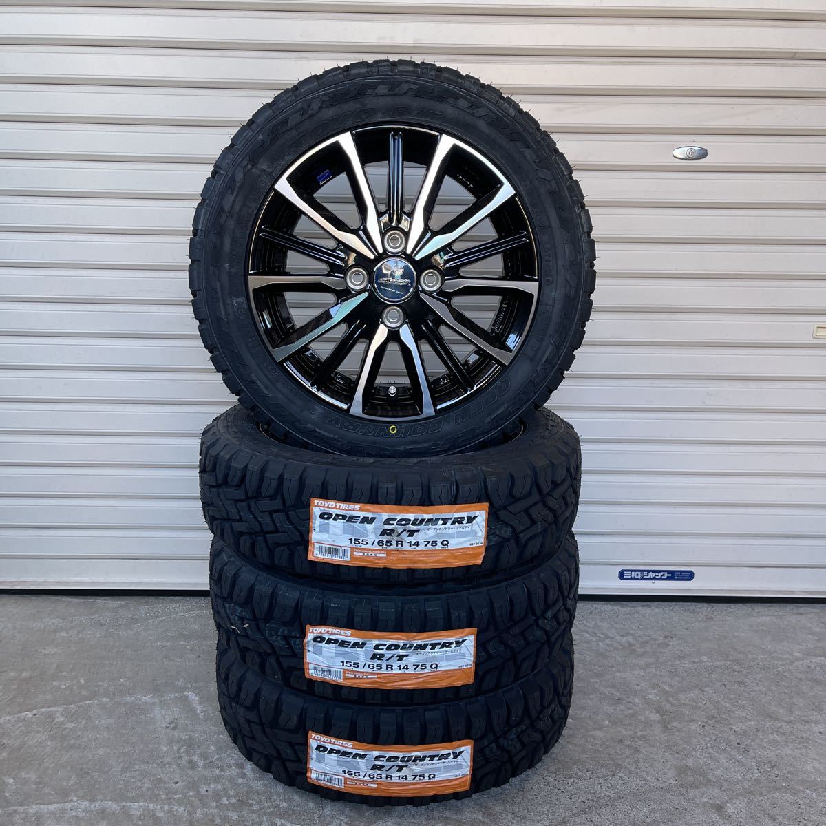 トーヨーオープンカントリーRT 155/65R14 リフトアップ軽バン トーヨーオープンカントリーRT 155/65R14 リフトアップ軽バン 【公式