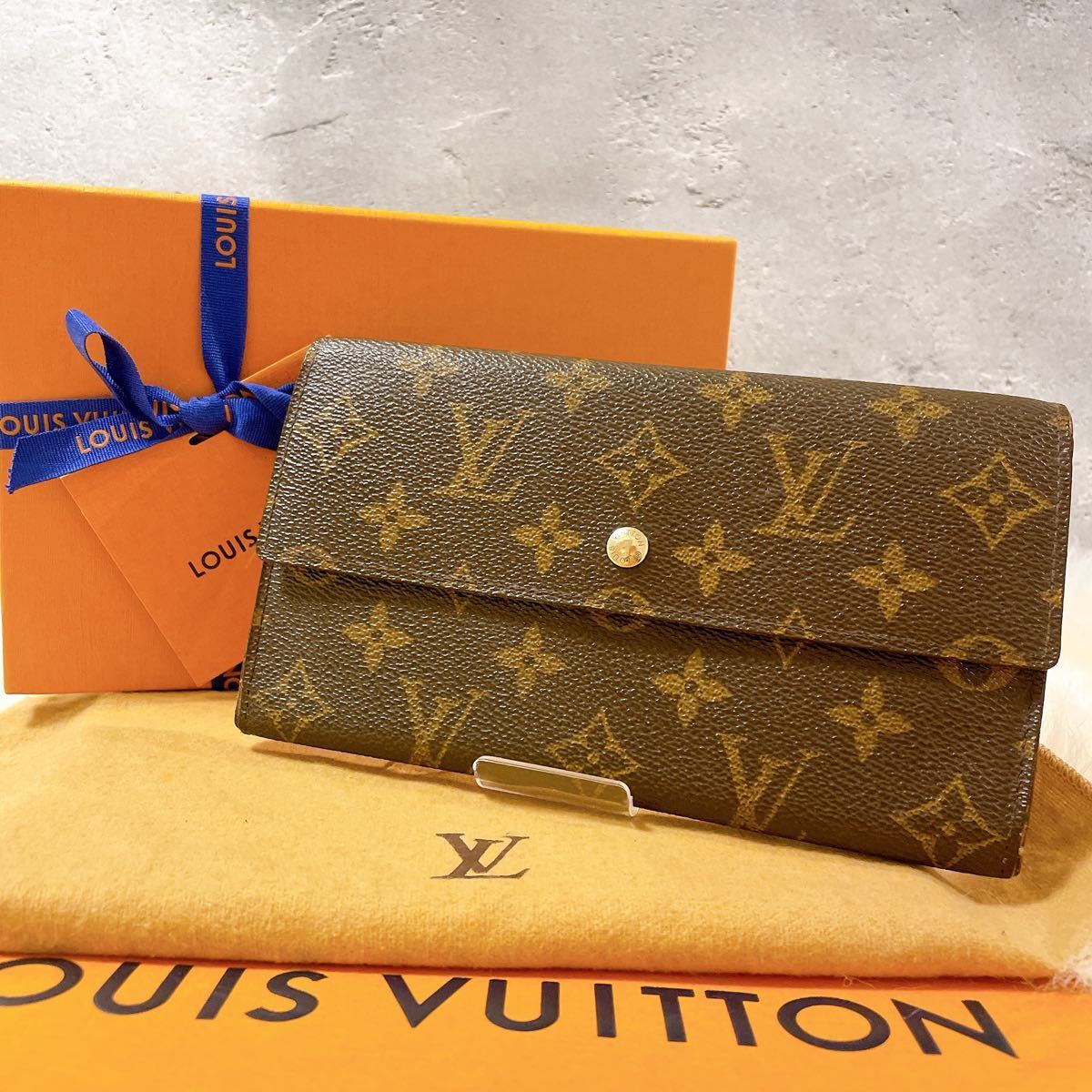 LOUIS VUITTON ルイヴィトン モノグラム ポルトフォイユ サラ 長財布