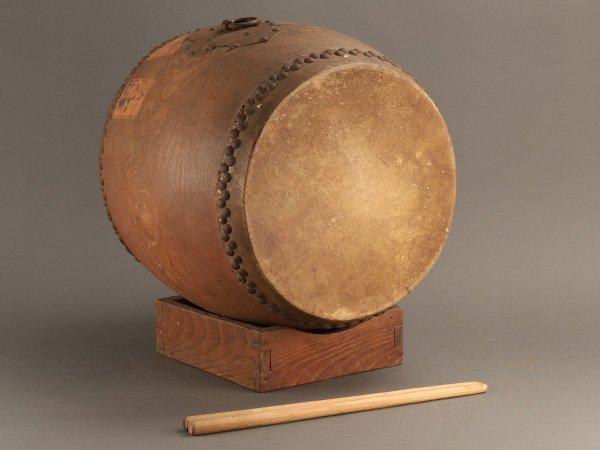 流】時代和楽器 和太鼓 長胴太鼓 台付 KK563 【公式通販】