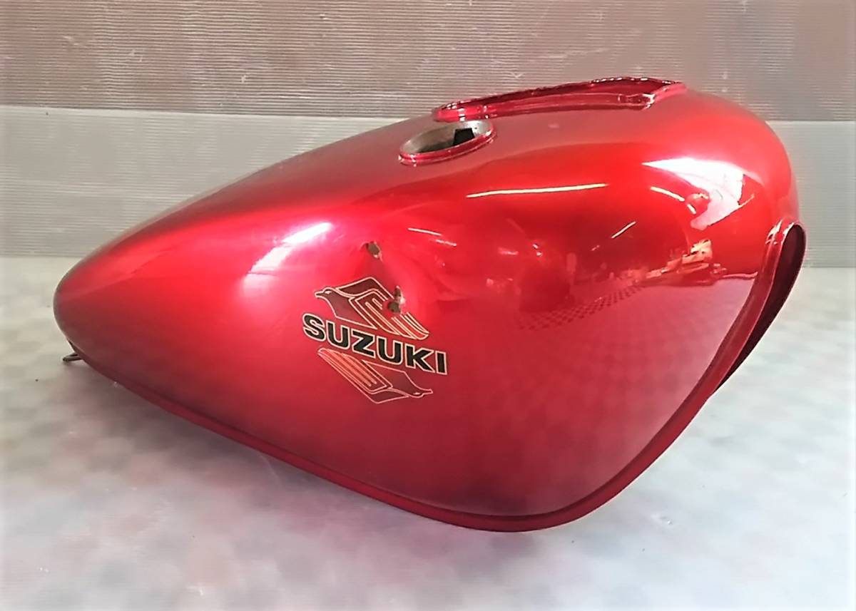 新作，限定セール スズキ SUZUKI サベージ400 Savage 400 フューエルタンク 燃料タンク タンク 赤 キャップ等無し レストア用に(スズキ用)｜売買されたオークション情報、yahooの商品情報をアーカイブ公開 - オーク スズキ用