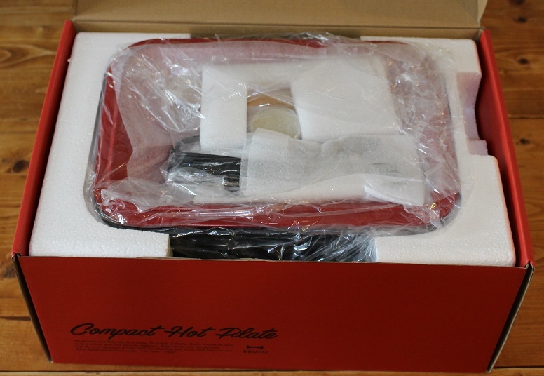 新作入荷，豊富な BRUNO コンパクトホットプレート BOE021 / RED 赤 / ブルーノ / たこ焼きプレート付き(ホットプレート)｜売買されたオークション情報、yahooの商品情報をアーカイブ公開 - オークファン ホットプレート