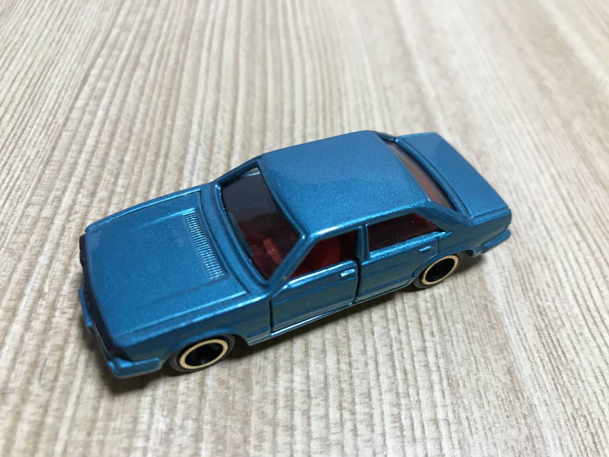 トミカ青箱 外国車シリーズ F32 アウディ5000ターボ トミカ 日本製 青