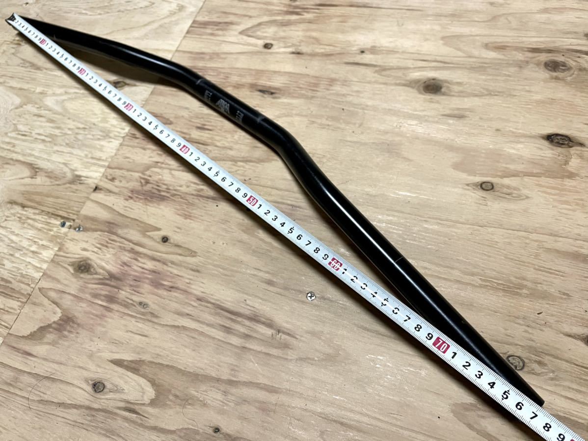 ＡＢＭ製ストリートバイク0239バーハンドル ABM ストリートバー 0230 22.2mm アルミ製 肉厚 高剛性 ワイド | ＡＢＭストリートバイク0439ファットバーハンドル バーハンドル ブラック 全商品 00 ストリートバー0420ファットバーハンドル