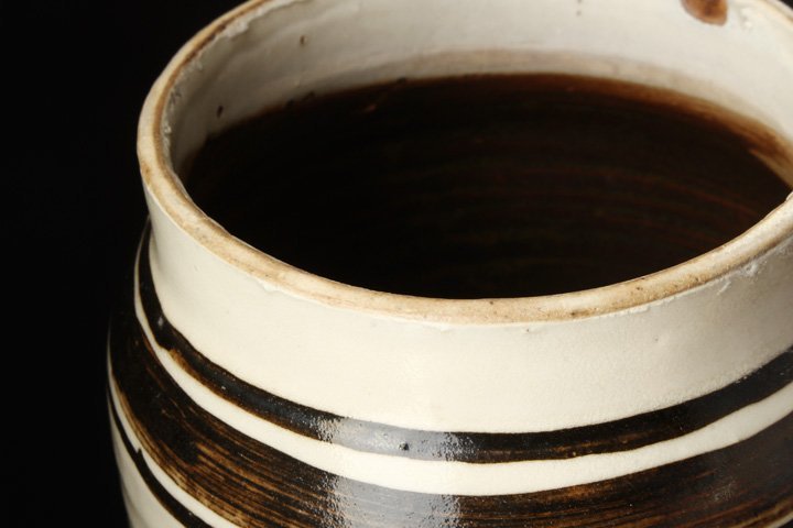 磁州窯 文化遺産オンライン 白地黒花牡丹文瓶 磁州窯系 収蔵品詳細