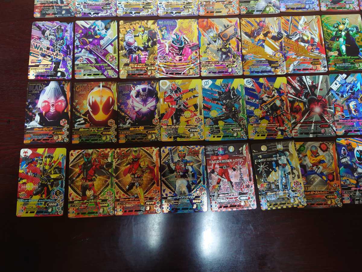 美品】仮面ライダーガンバライジングカード GLR,LR,CP複数弾（68枚 