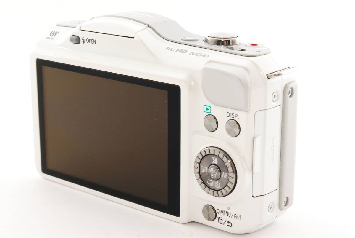 パナソニック LUMIX G DMC-GF7W ダブルズームレンズ B049