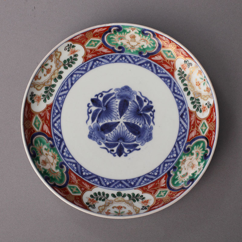 古伊万里 中皿 染付 現状品古伊万里 金彩 色絵 陶器 花柄 割烹