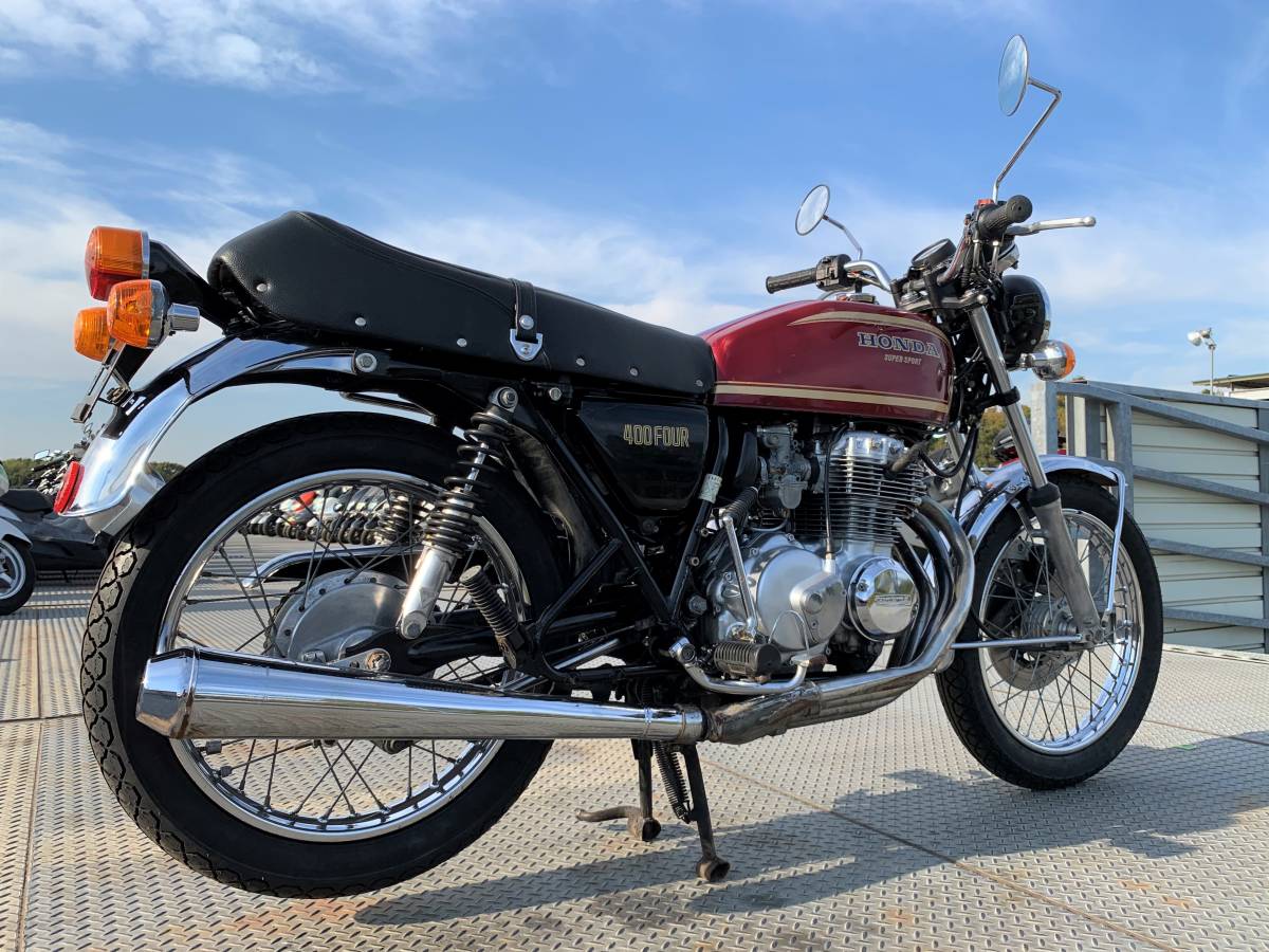 CB400F　赤　旧車絶版車、非常に奇麗な赤に黄色のラインです。キロメートルも浅い。KH250B, XJ550, Z750FX/3_1
