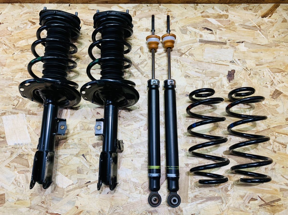  TOYOTA トヨタ ZWR80G ZRR80W 80系 ノア ヴォクシー 純正 サスペンションキット サスキット ショック アブソーバー 48510-28471(サスペンションキット（一式）)｜売買されたオークション情報、yahooの サスペンションキット（一式）