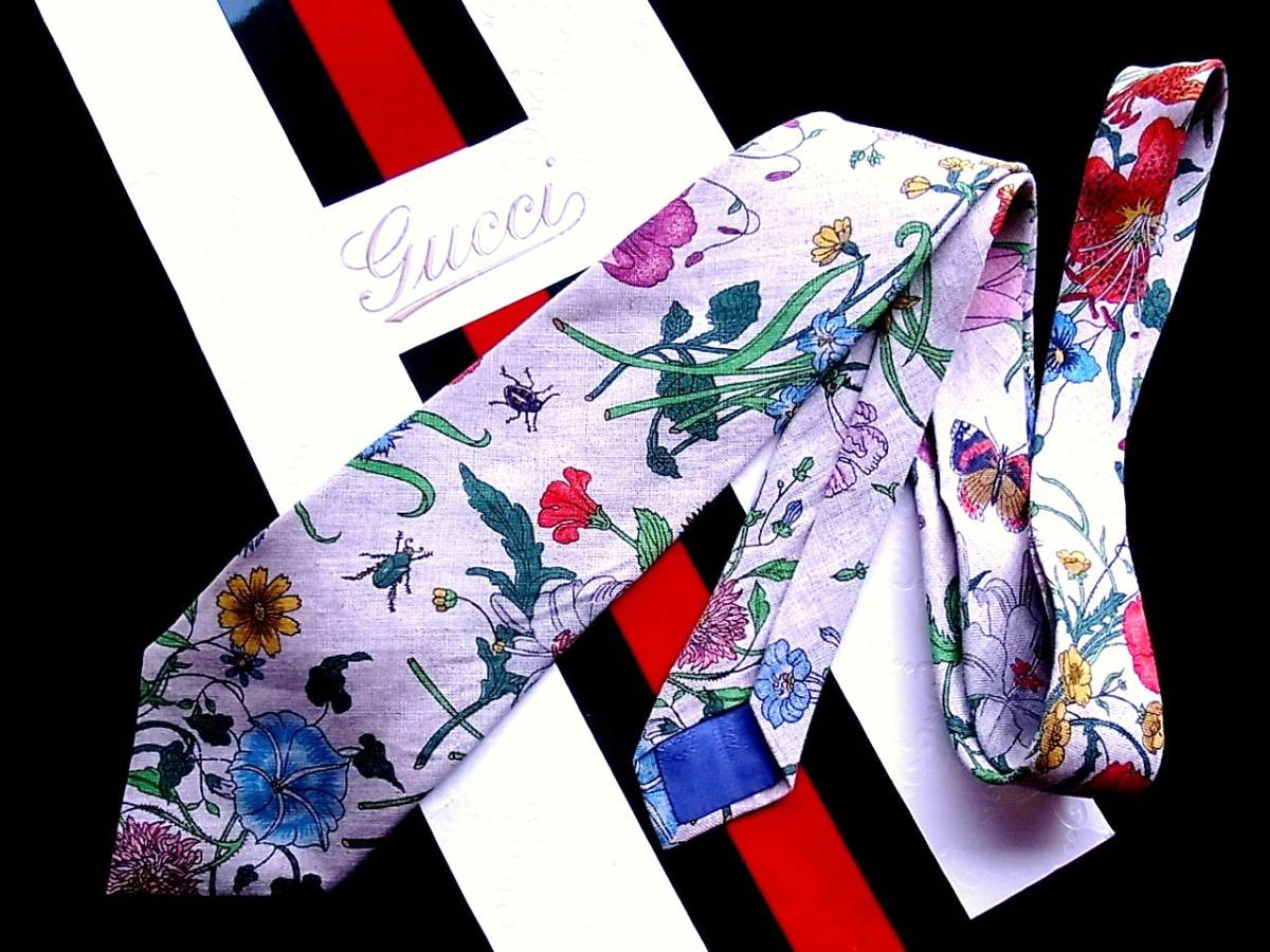 ♪*:.*:№Y7512【美品】入手困難！「花・スカーフ柄」【GUCCI】オールド