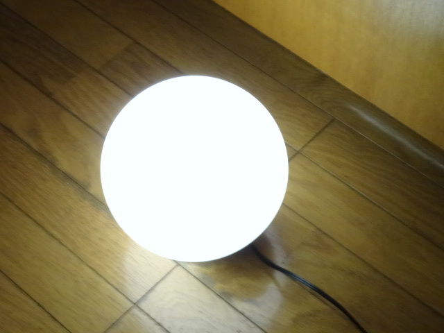 ヤマギワ S8502　ガラスボールライト 200mm 14年製 美品