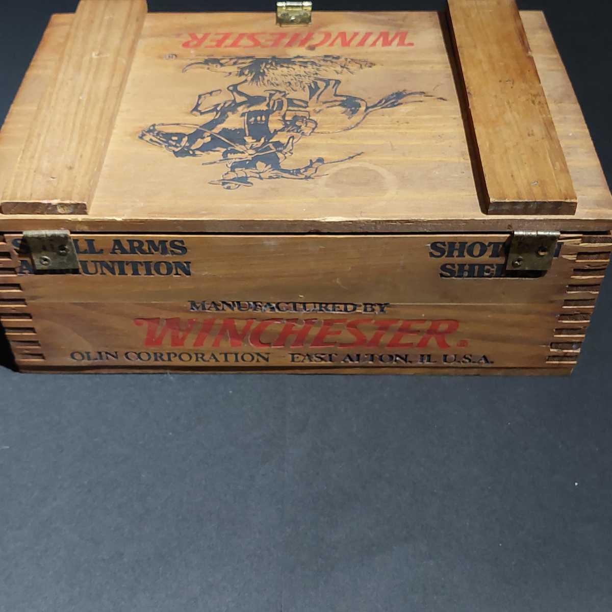 WINCHESTER ウィンチェスター 木製ボックス 弾薬ケース クレー射撃 WINCHESTER ウィンチェスター 木製ボックス 弾薬ケース クレー射撃