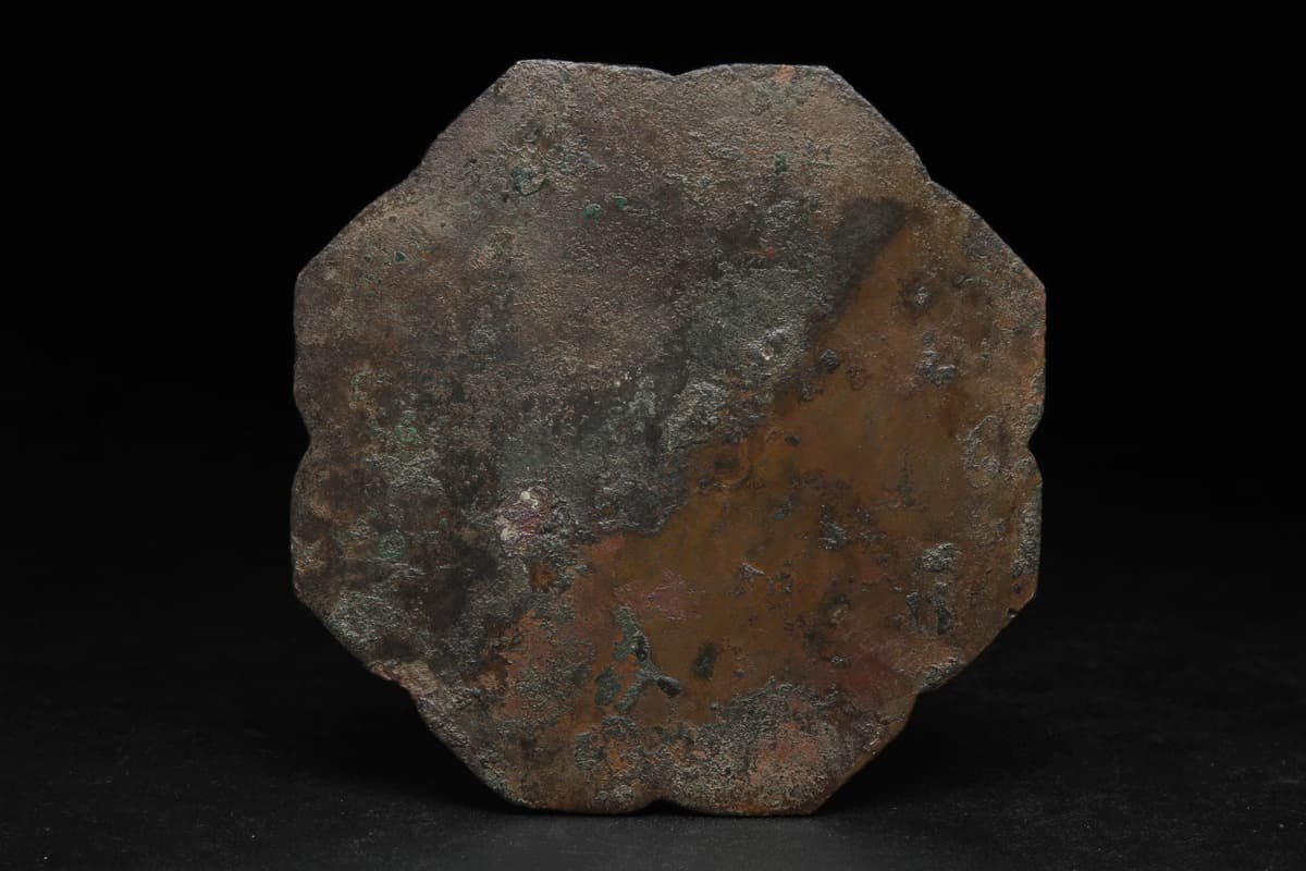 ED629 時代物 古鏡・八稜鏡・八角花鳥銅鏡 外径13.5cm 重519g・