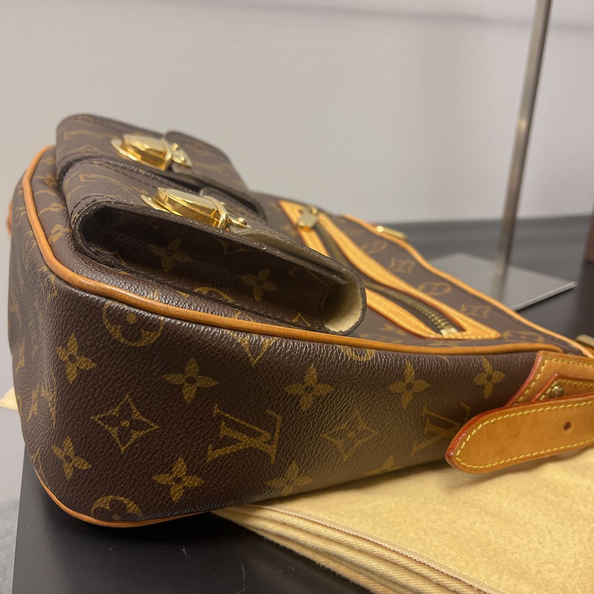 1円スタート】美品 LOUIS VUITTON ルイ ヴィトン モノグラム ハドソン 