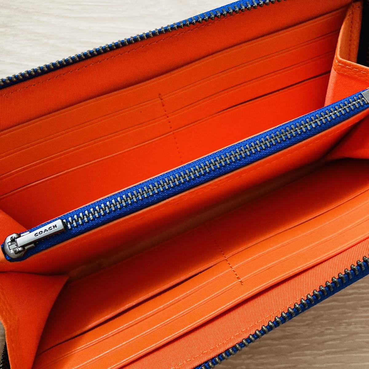☆ COACH コーチ 6699 長財布 アコーディオン ラウンドジップ 